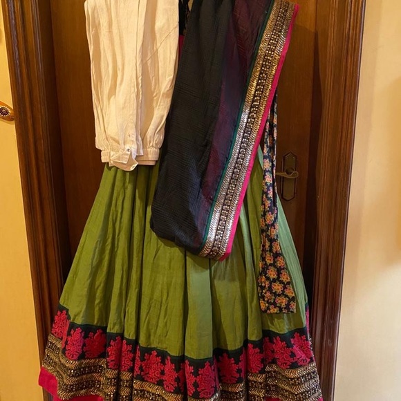 Sabyasachi cotton Anarkali. Worn once. - Picture 6 of 11